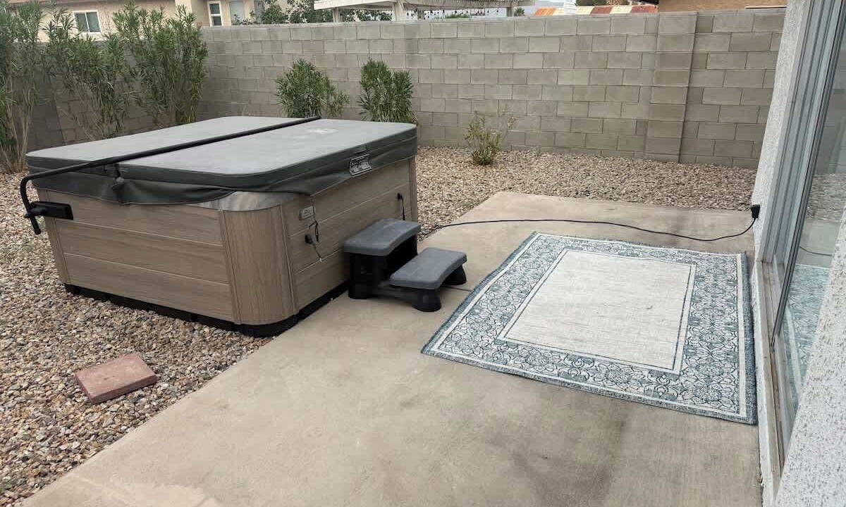 Photo of Patio Balcony in Highland Hills