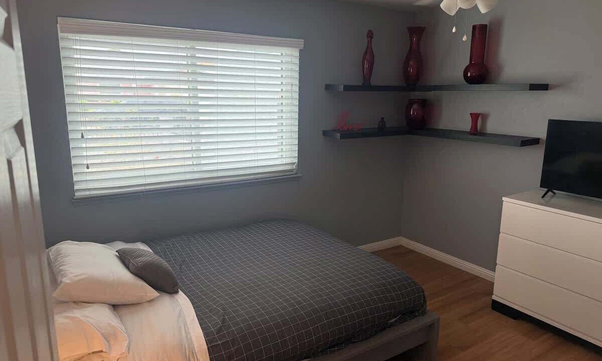 Photo of Bedroom in Highland Hills