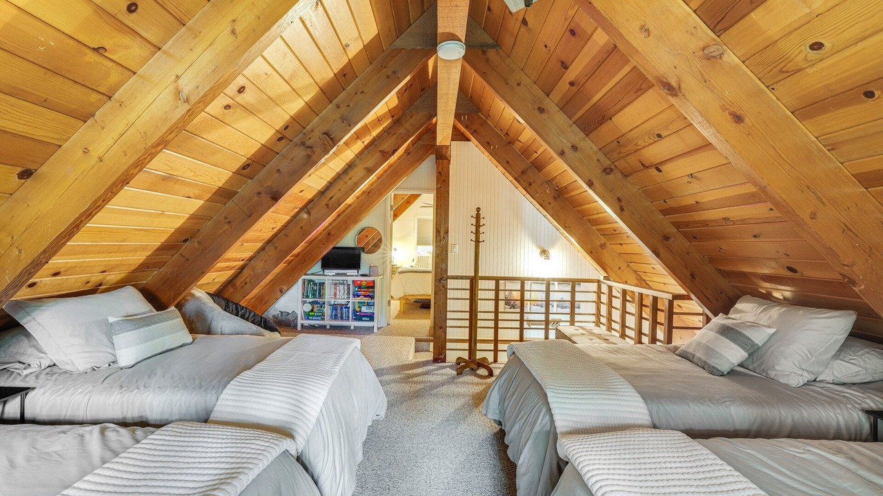 Photo of Bedroom in Cold Springs