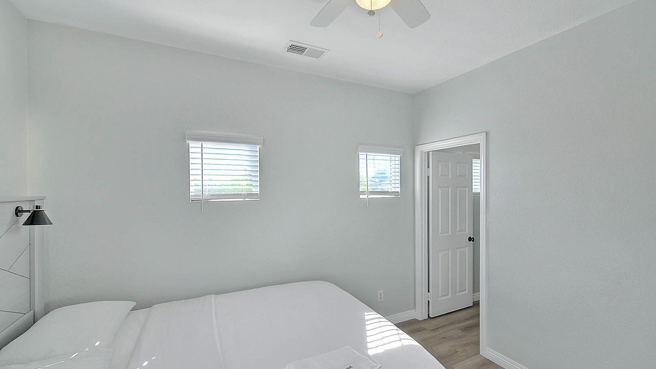 Photo of Bedroom in Los Serranos
