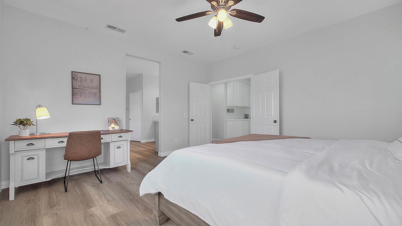 Photo of Bedroom in Los Serranos