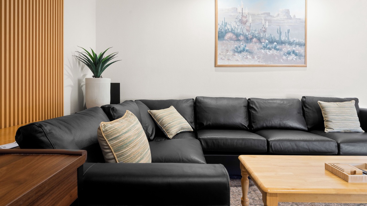 Photo of Livingroom in Desert Foothills Estates