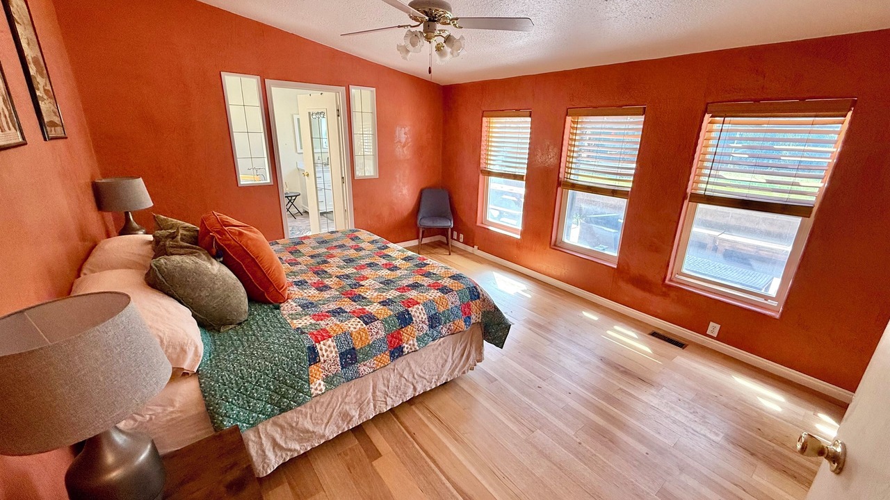 Photo of Bedroom in La Verkin