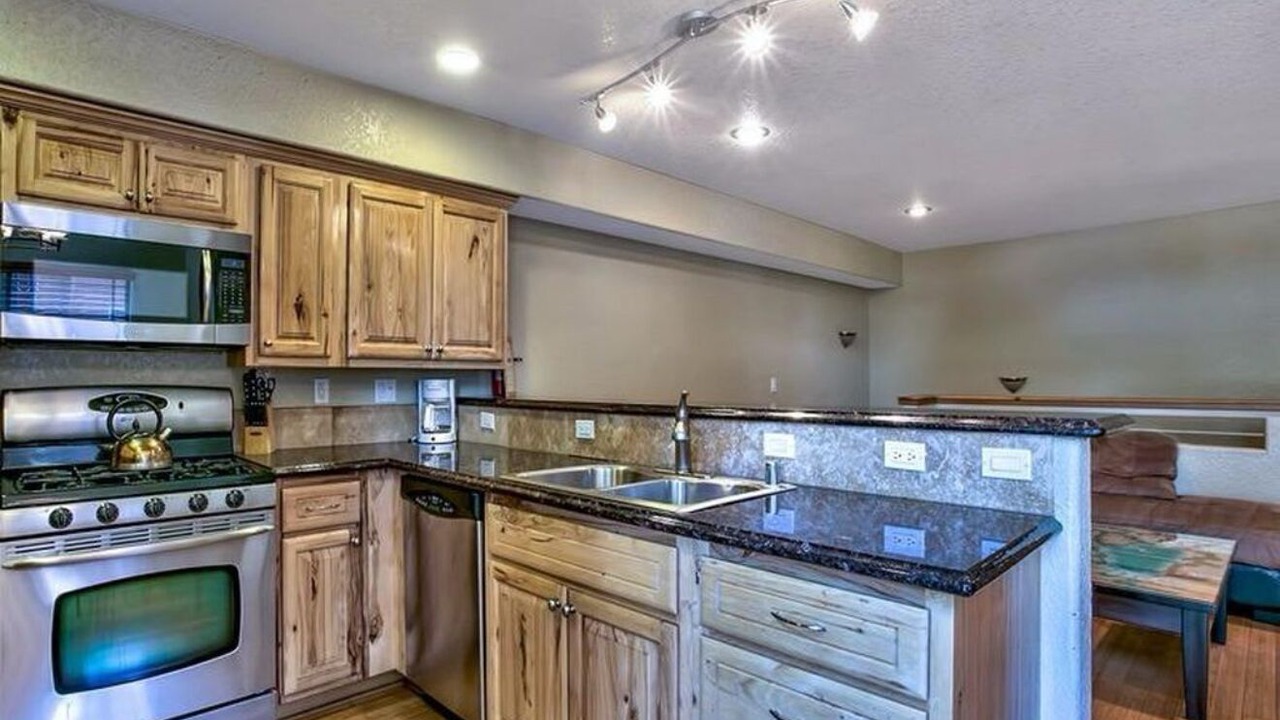 Photo of Kitchen in Tahoe Island