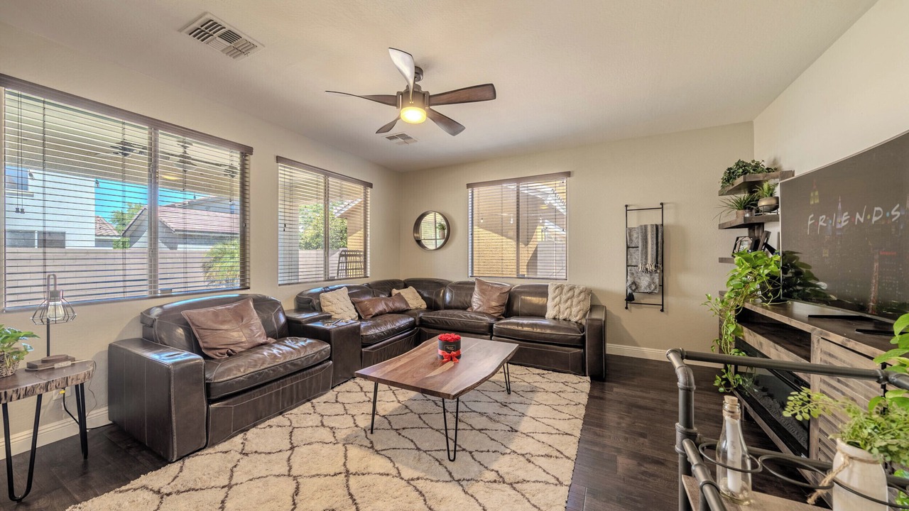 Photo of Livingroom in Gilbert