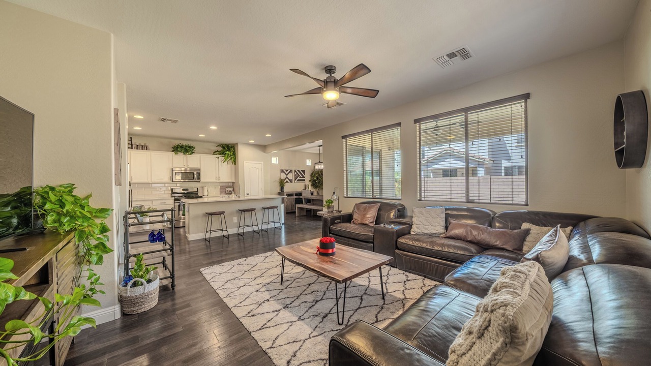 Photo of Livingroom in Gilbert