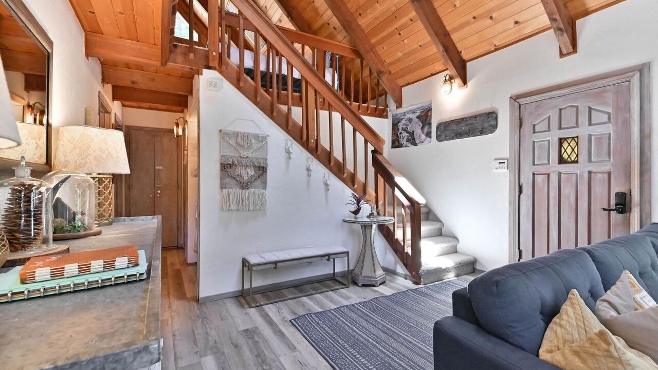 Photo of Livingroom in Camp Connell