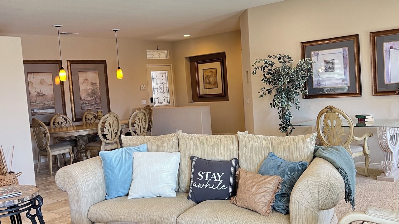 Photo of Livingroom in Desert Hot Springs
