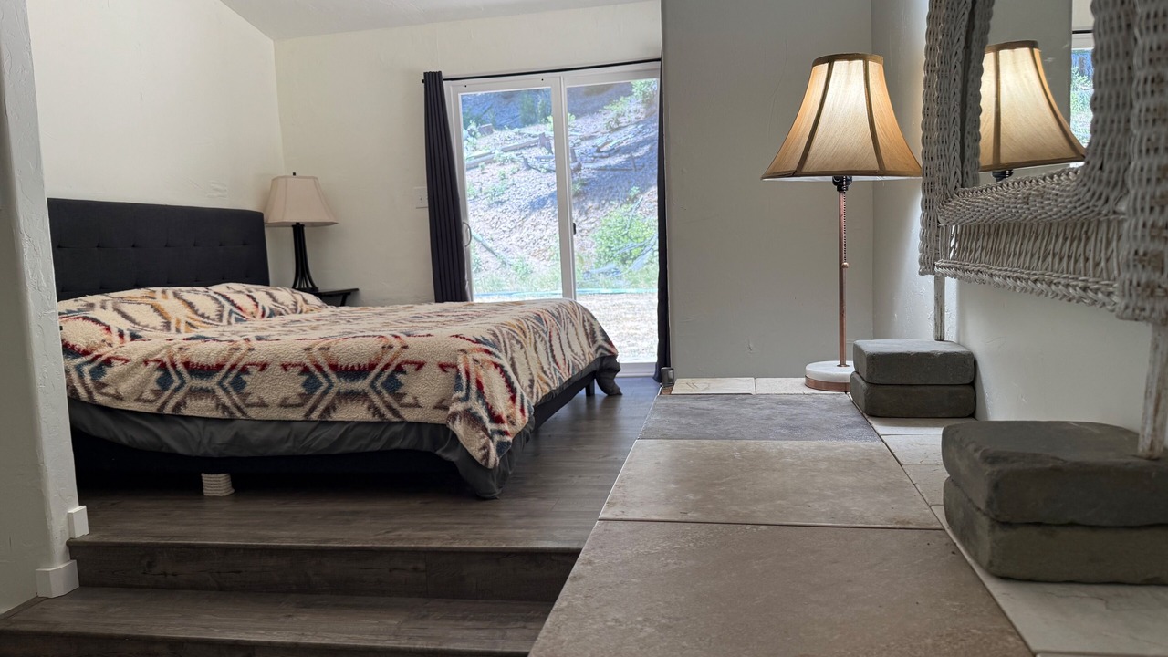 Photo of Bedroom in Shelter Cove