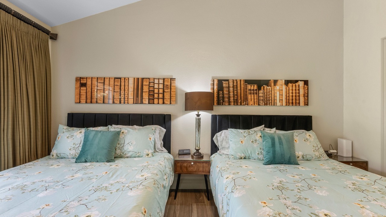 Photo of Bedroom in North Tustin