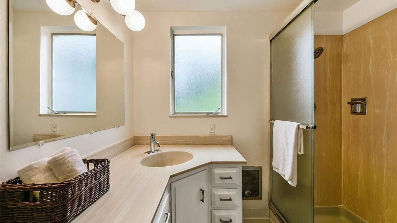 Photo of Bathroom in Upper Rockridge