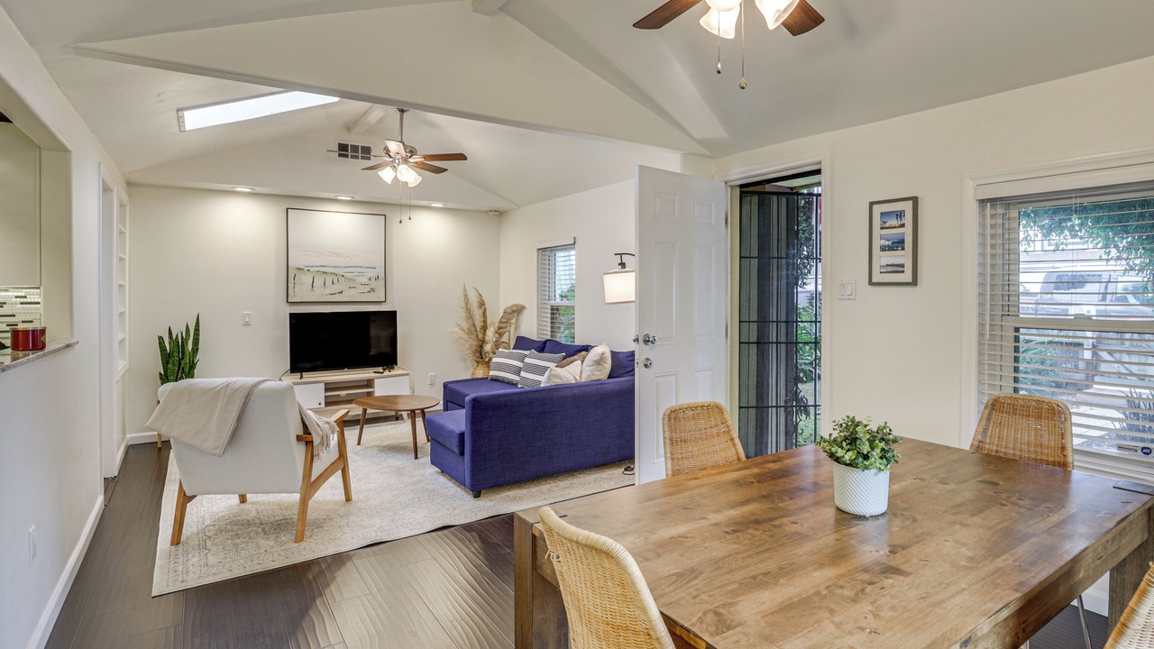 Photo of Livingroom in Imperial Beach