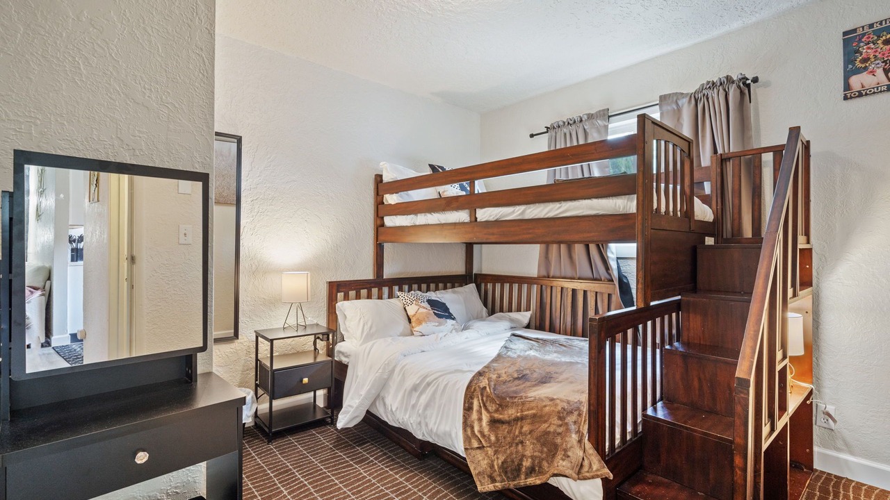 Photo of Bedroom in Fairview