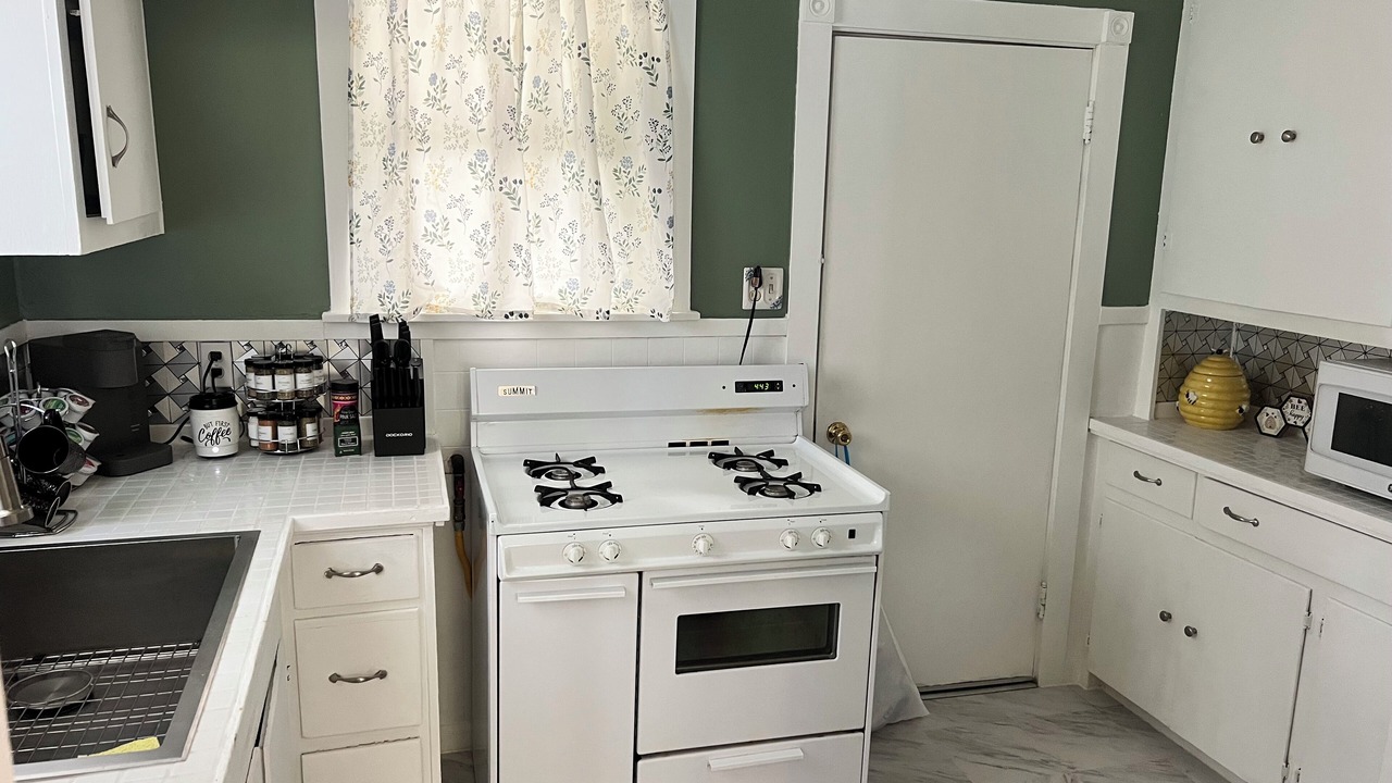 Photo of Kitchen in Dunsmuir