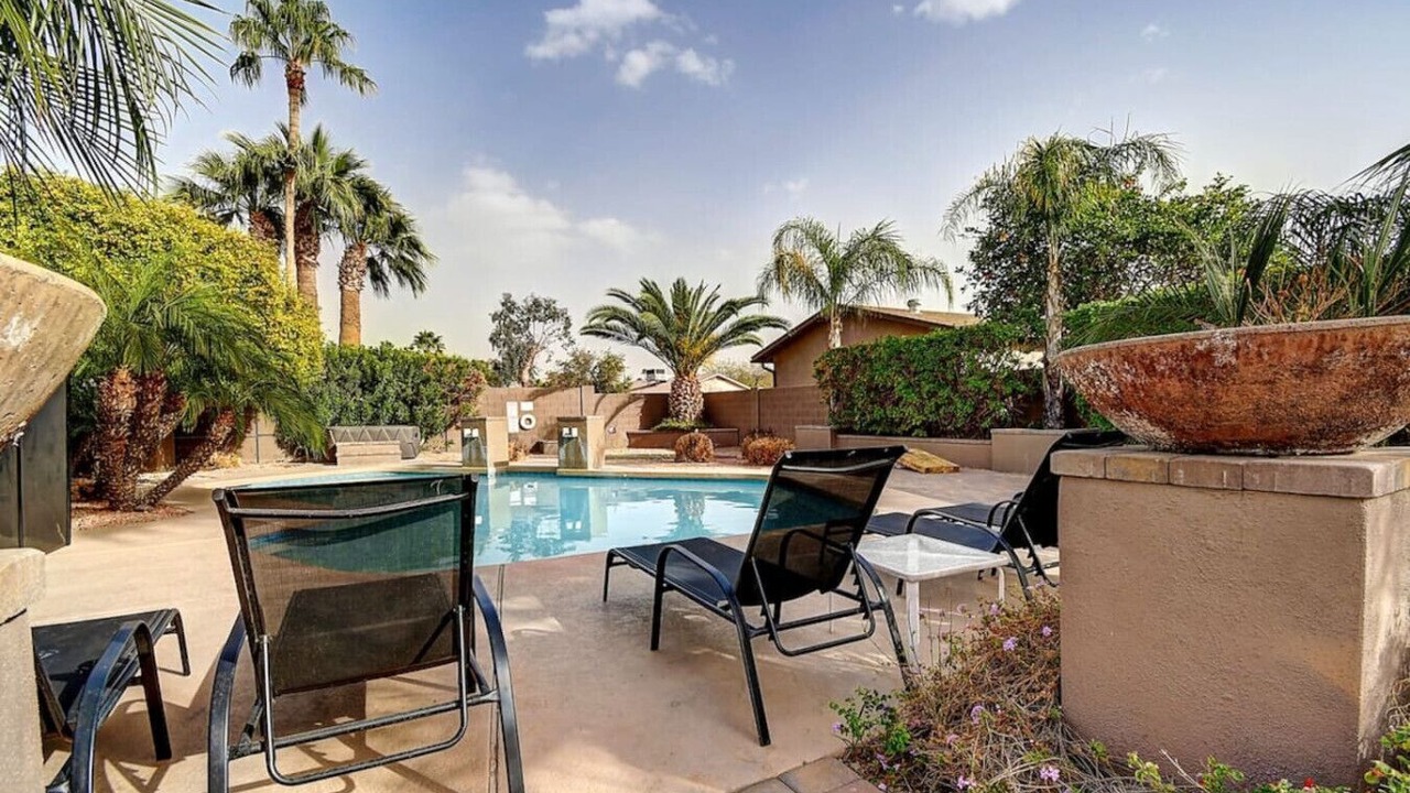 Photo of Outdoor in Paradise Valley Village