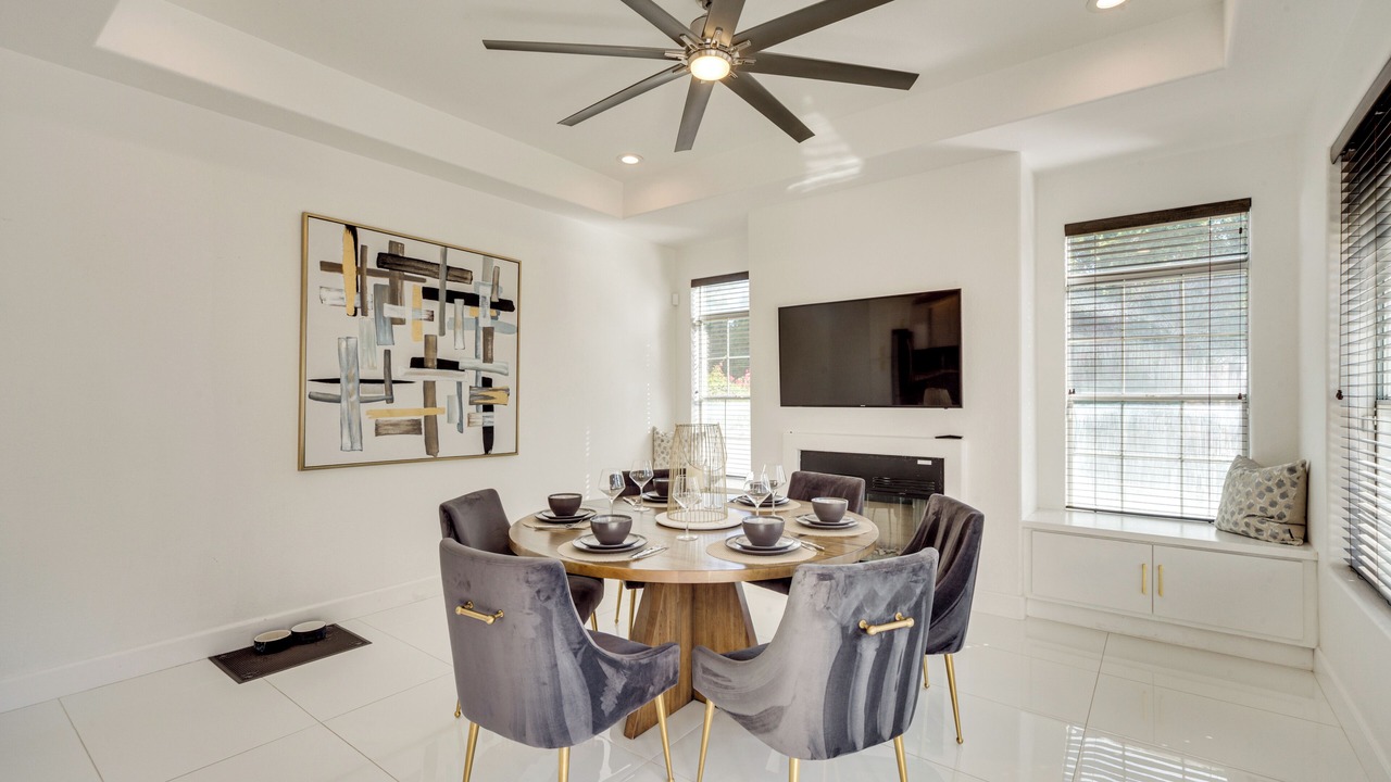 Photo of Others in Tahquitz River Estates