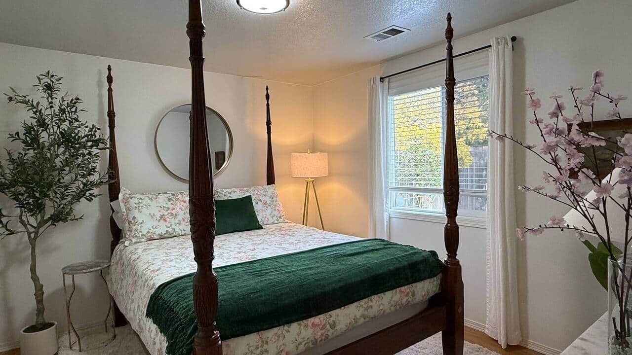 Photo of Bedroom in McKinleyville