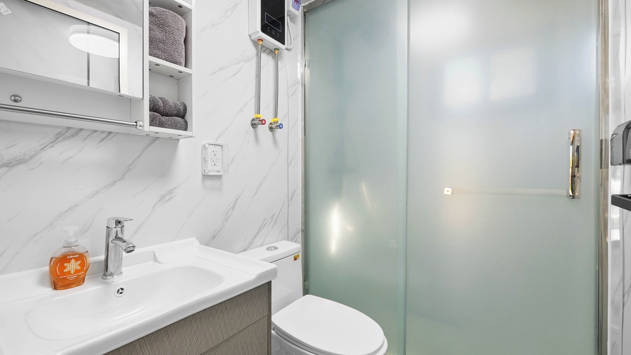 Photo of Bathroom in Williamson