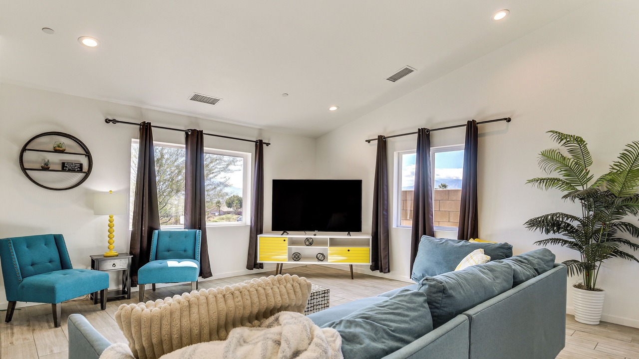 Photo of Bedroom in Desert Hot Springs