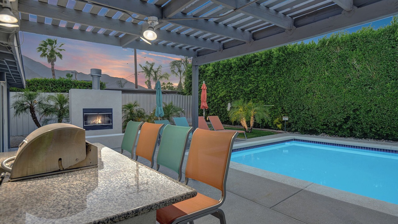 Photo of Outdoor in Sunrise Vista Chino