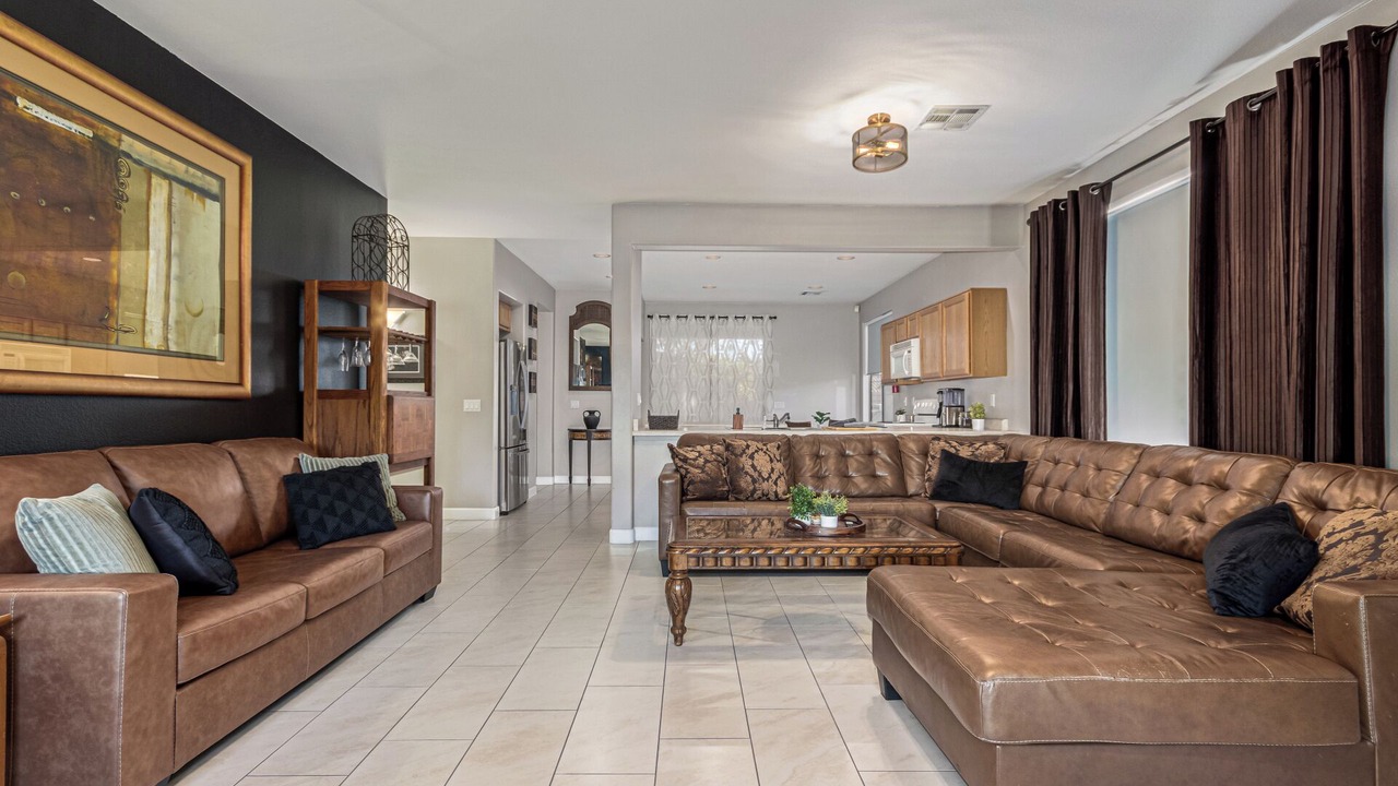 Photo of Livingroom in Superstition Springs