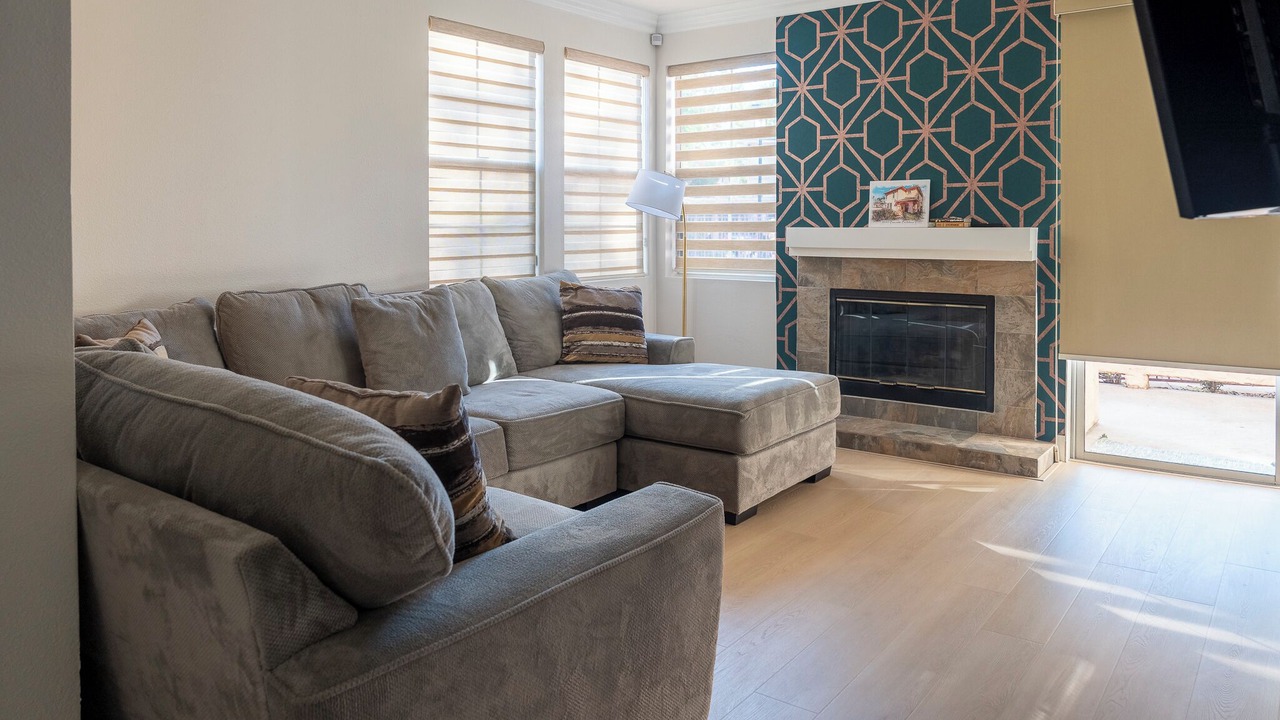 Photo of Livingroom in Rancho Bernardo