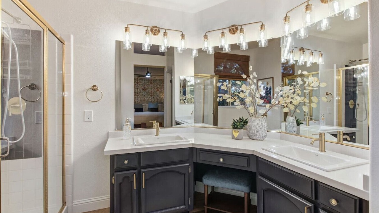Photo of Bathroom in Roseville