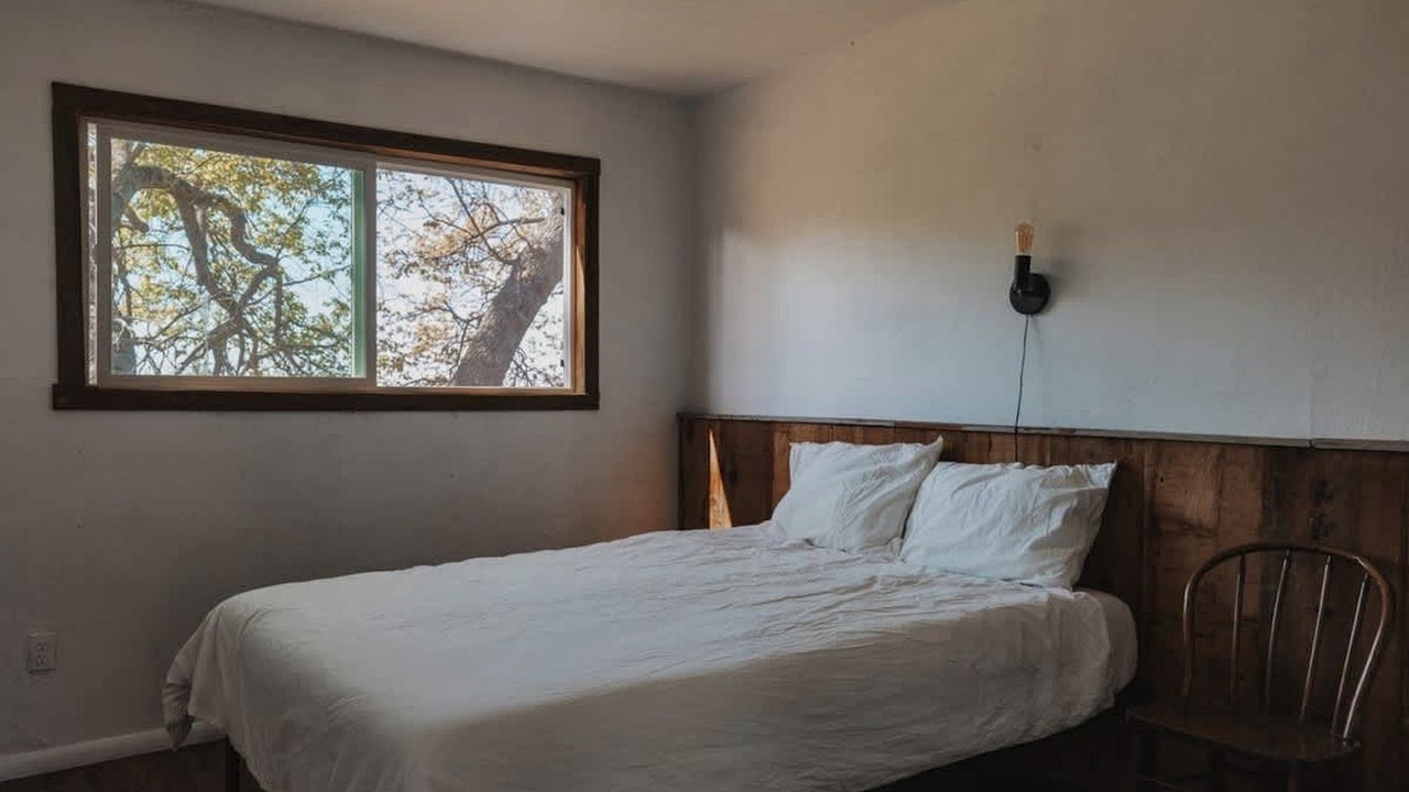 Photo of Bedroom in Dunlap
