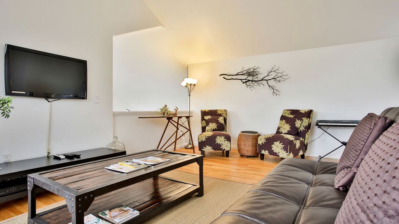 Photo of Livingroom in Dillon Beach