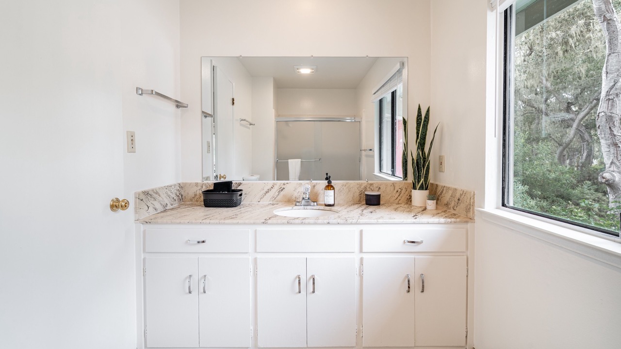 Photo of Bathroom in Del Monte Forest