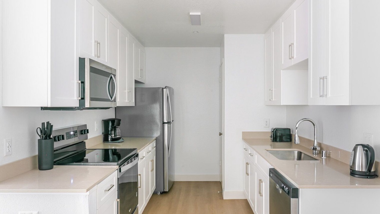 Photo of Kitchen in Shoreline West