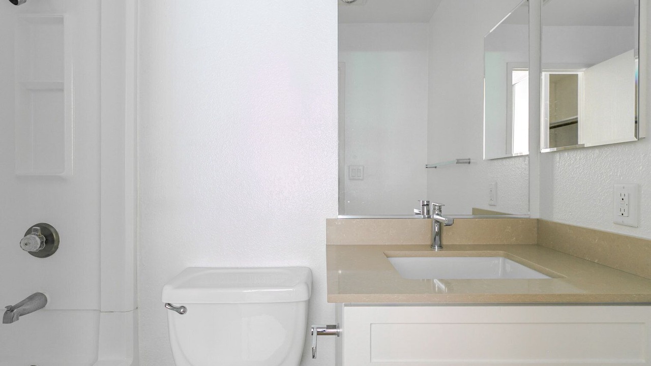 Photo of Bathroom in Shoreline West