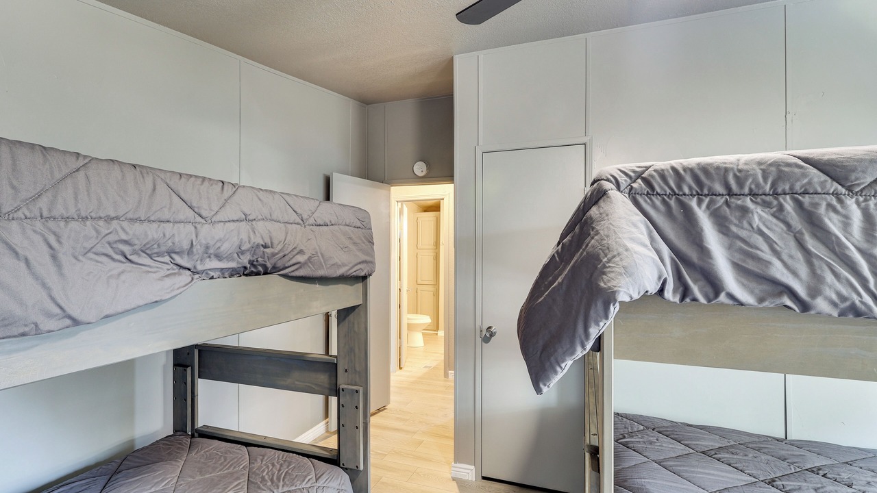 Photo of Bedroom in Fort Mohave
