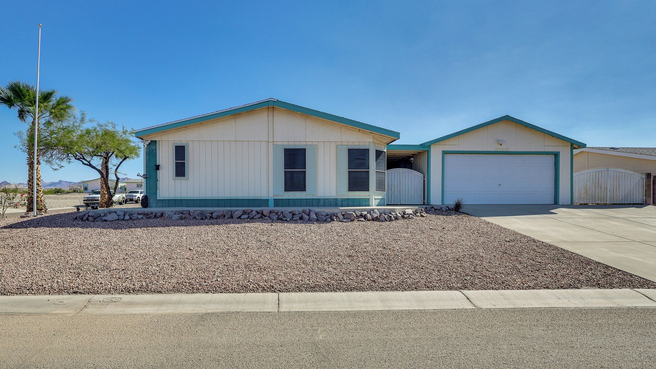 Photo of Others in Fort Mohave