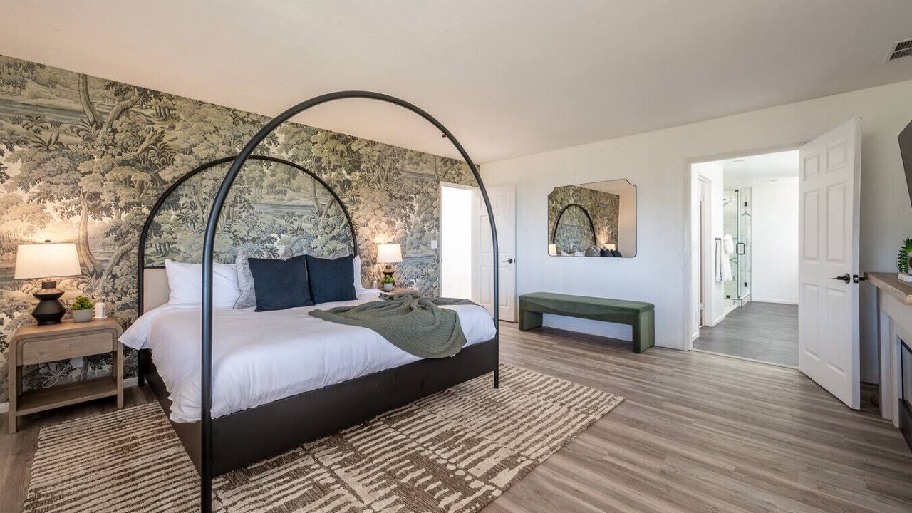 Photo of Bedroom in Valley Center