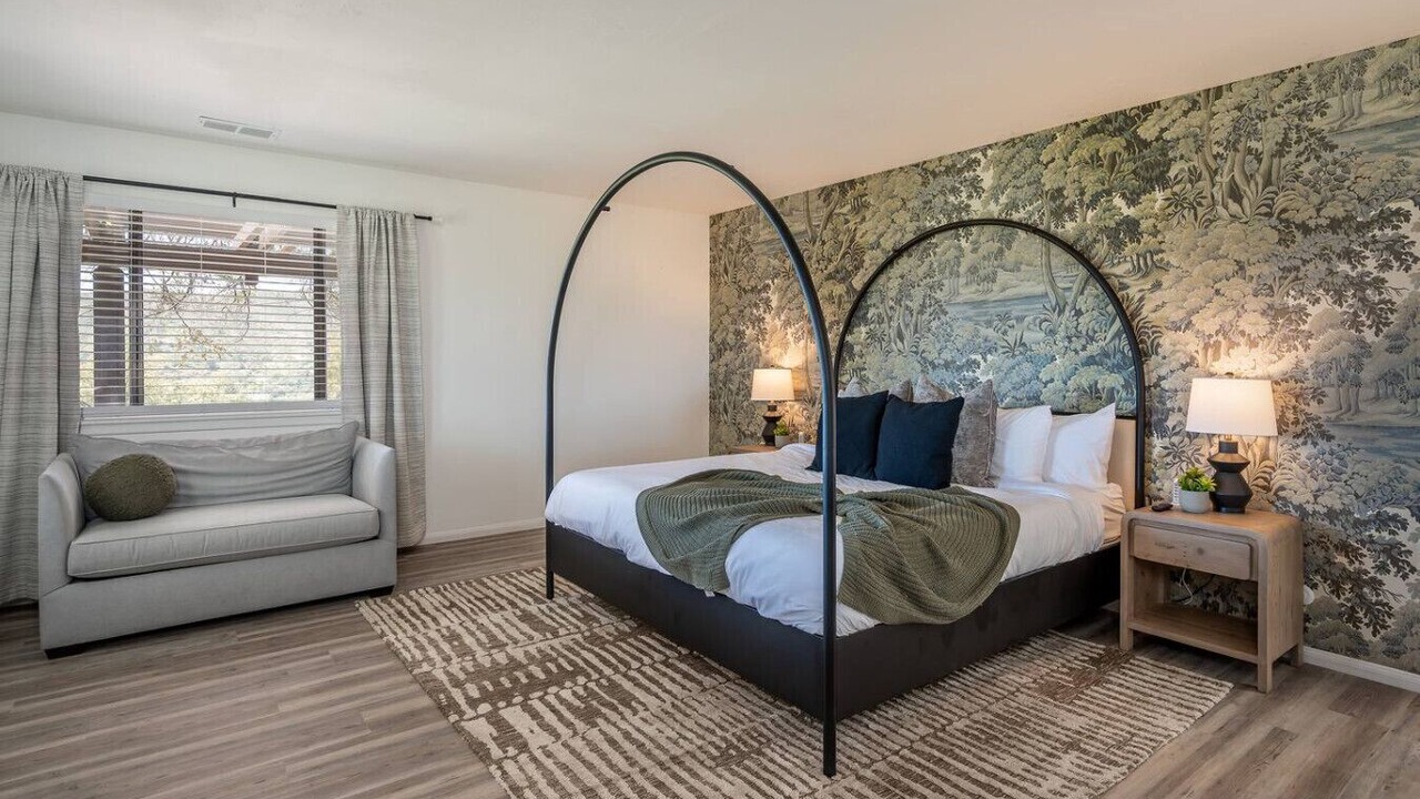 Photo of Bedroom in Valley Center