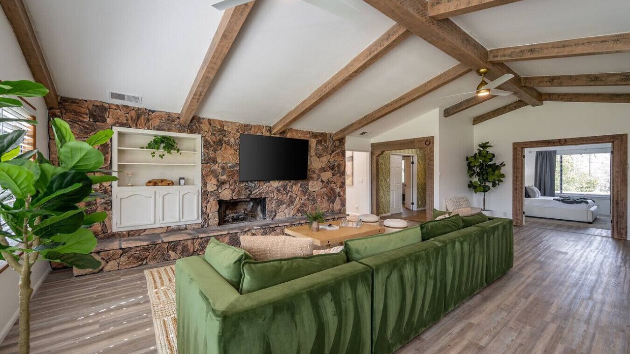 Photo of Livingroom in Valley Center