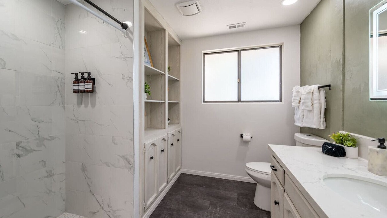 Photo of Bathroom in Valley Center