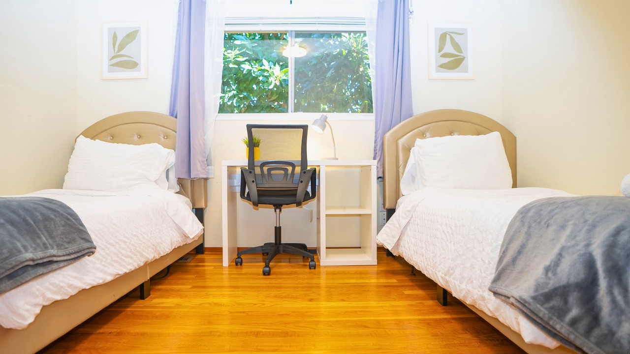 Photo of Bedroom in Mountain View