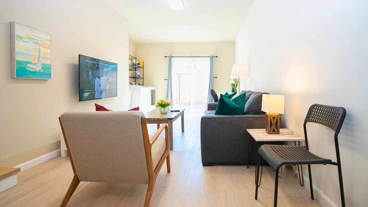 Photo of Livingroom in Mountain View