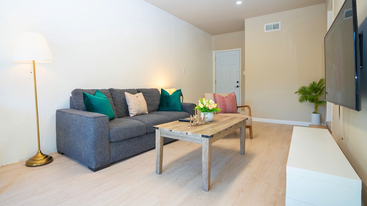 Photo of Livingroom in Mountain View