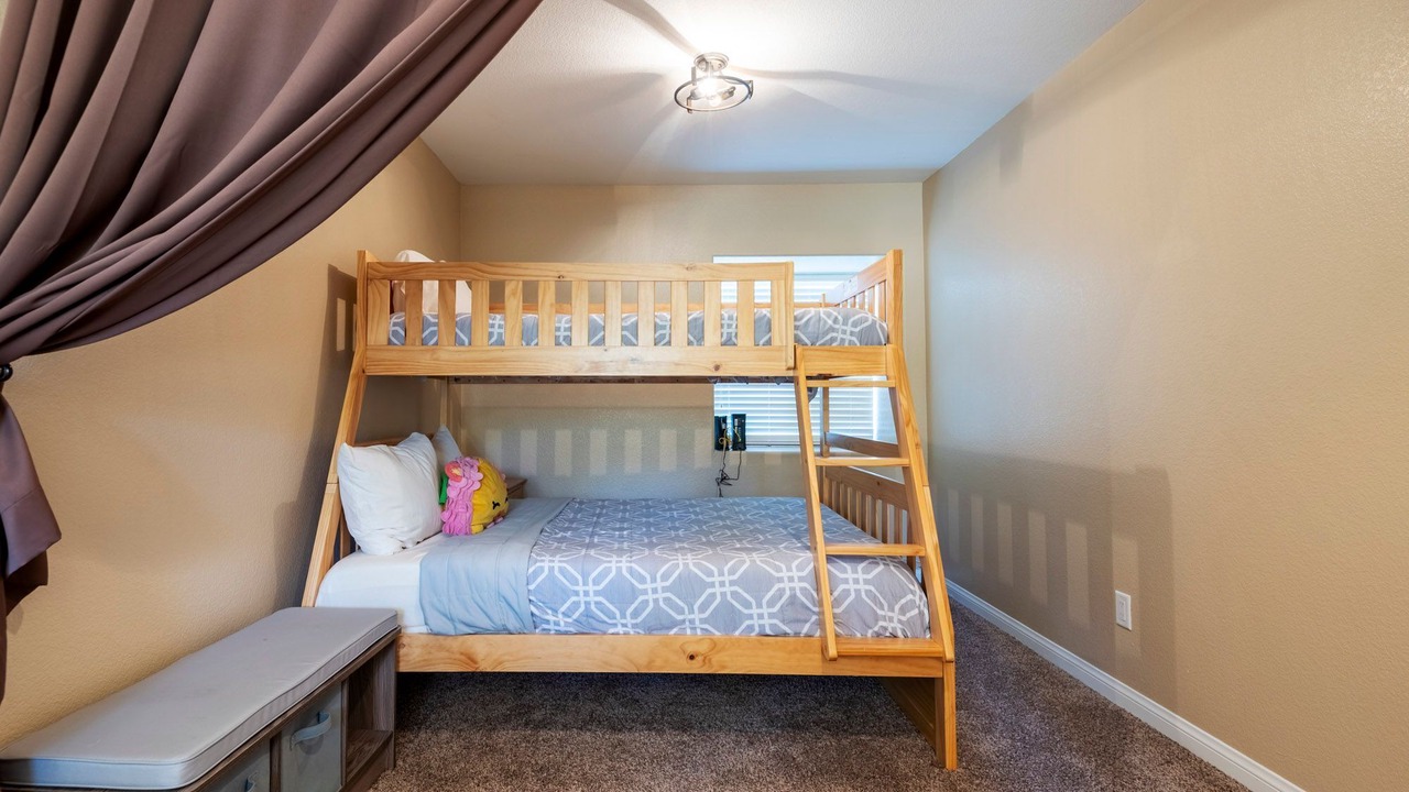 Photo of Bedroom in Big Bear