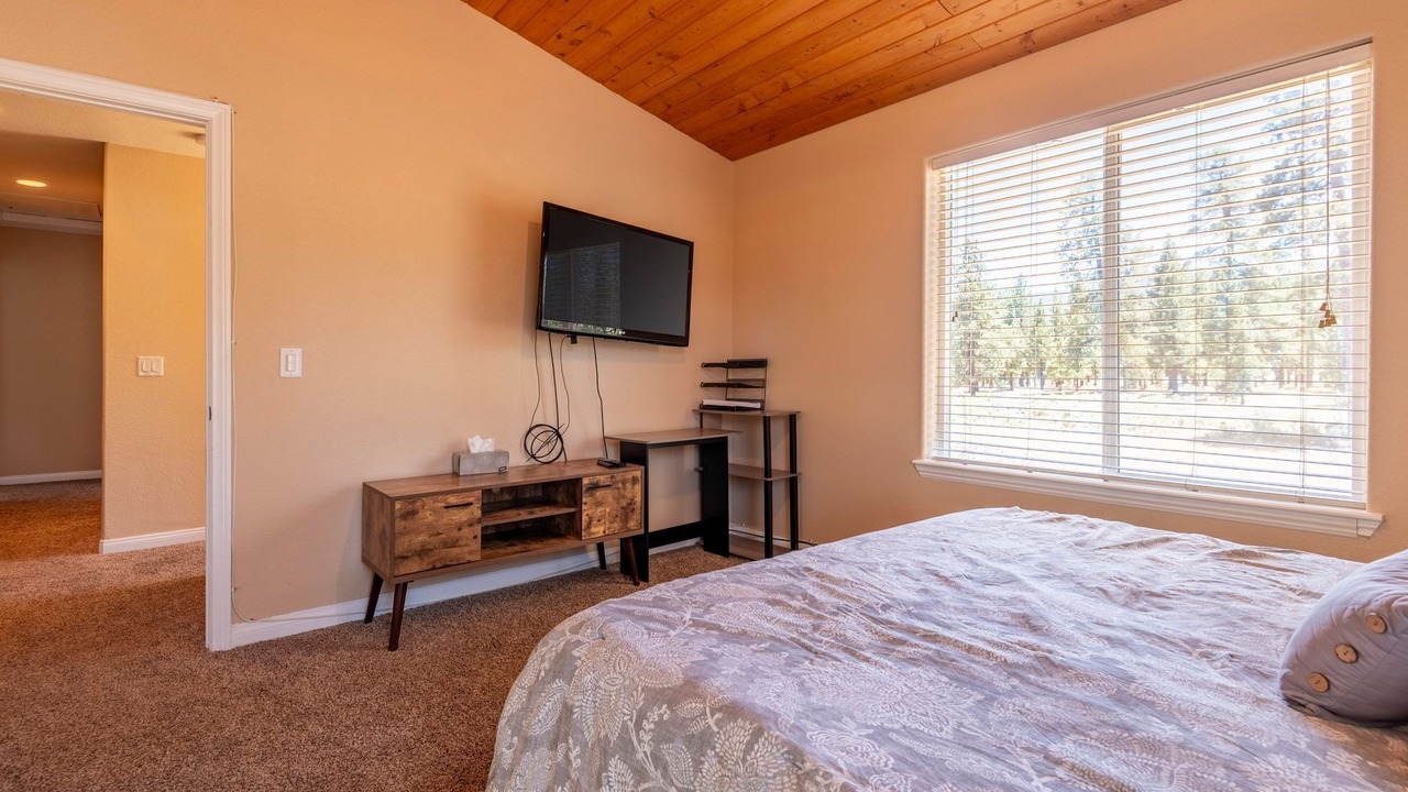 Photo of Bedroom in Big Bear