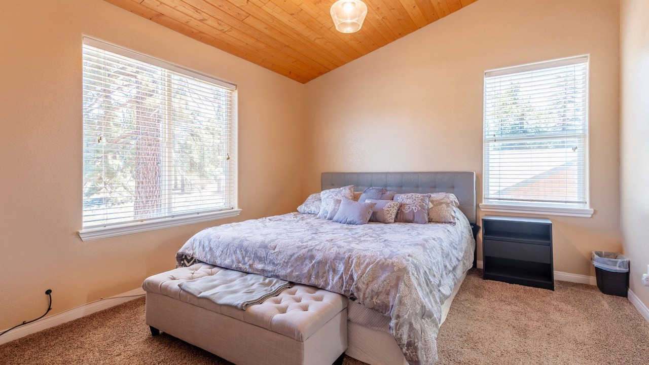 Photo of Bedroom in Big Bear