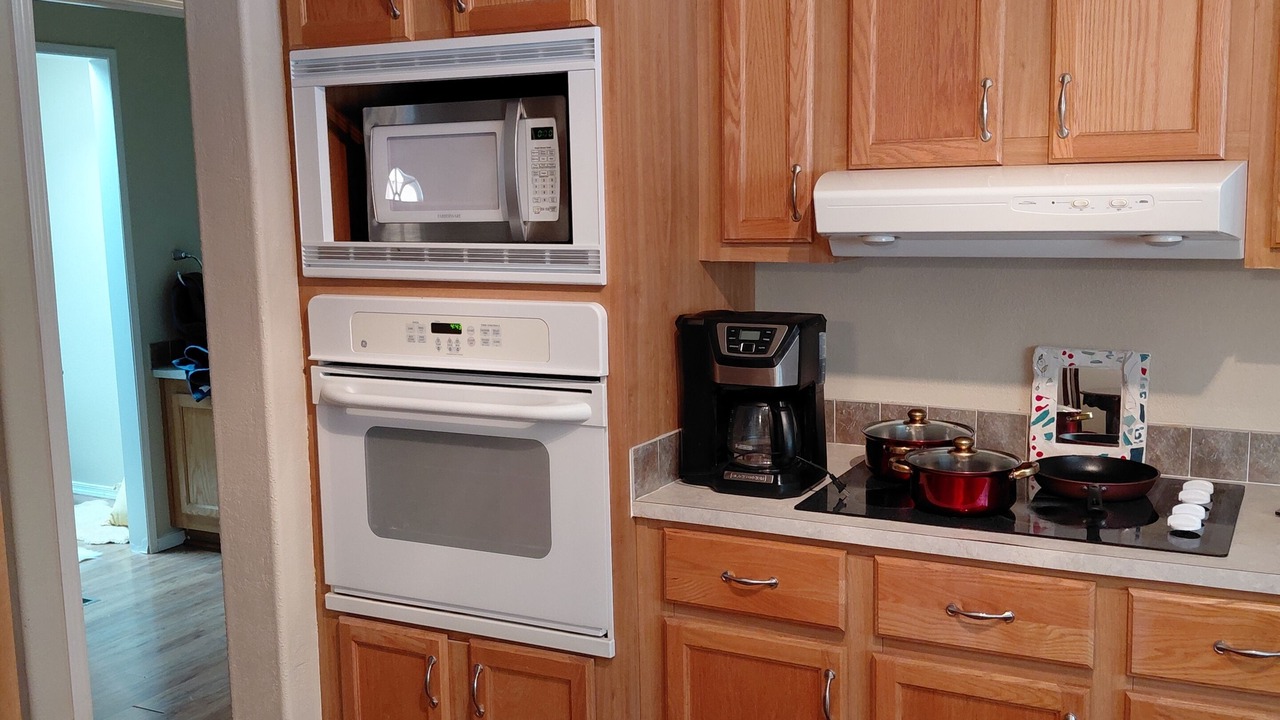 Photo of Kitchen in Black Canyon City