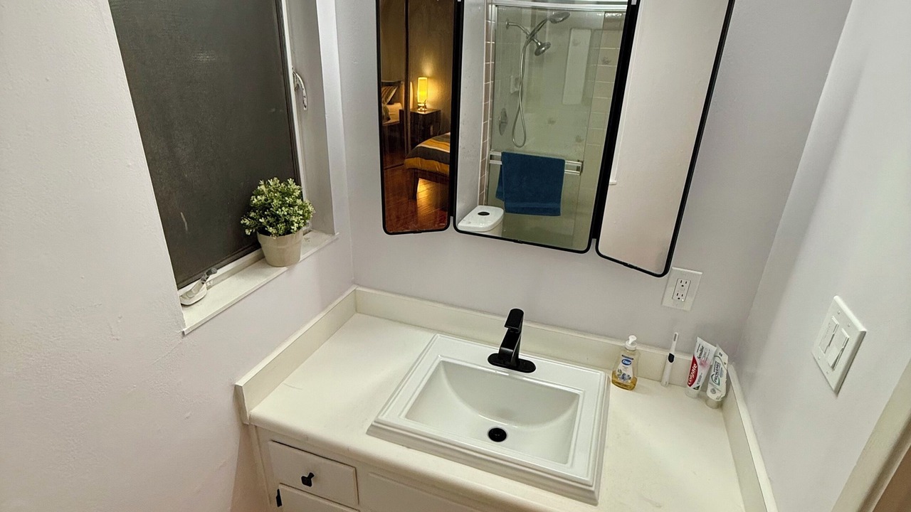 Photo of Bathroom in Oakland