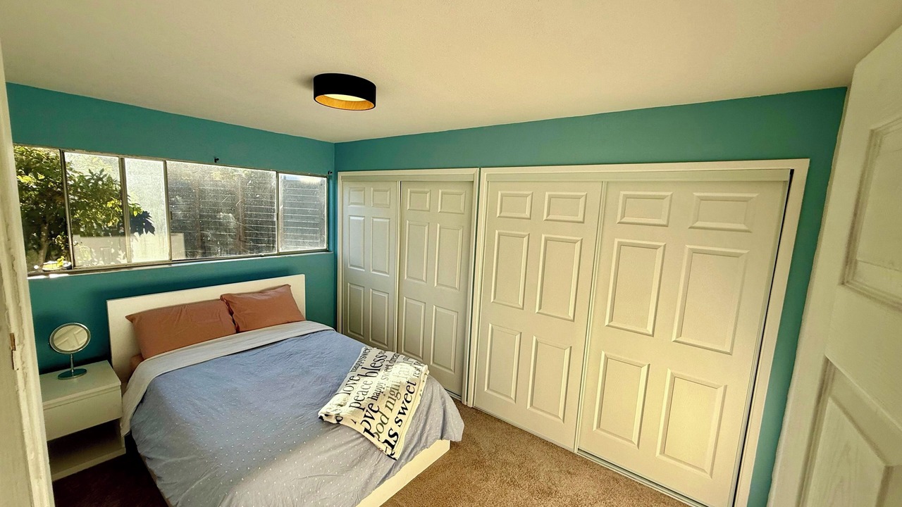 Photo of Bedroom in Oakland