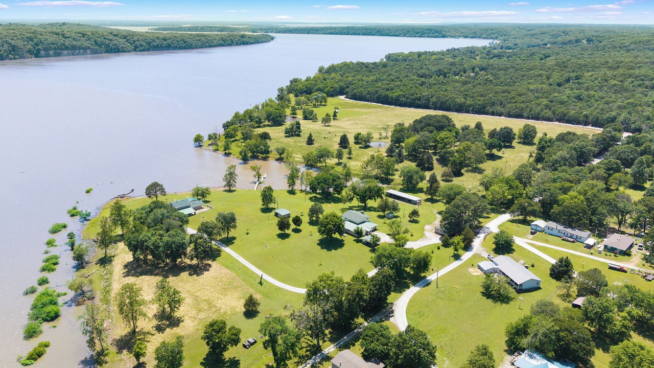 Photo of Outdoor in Fairland