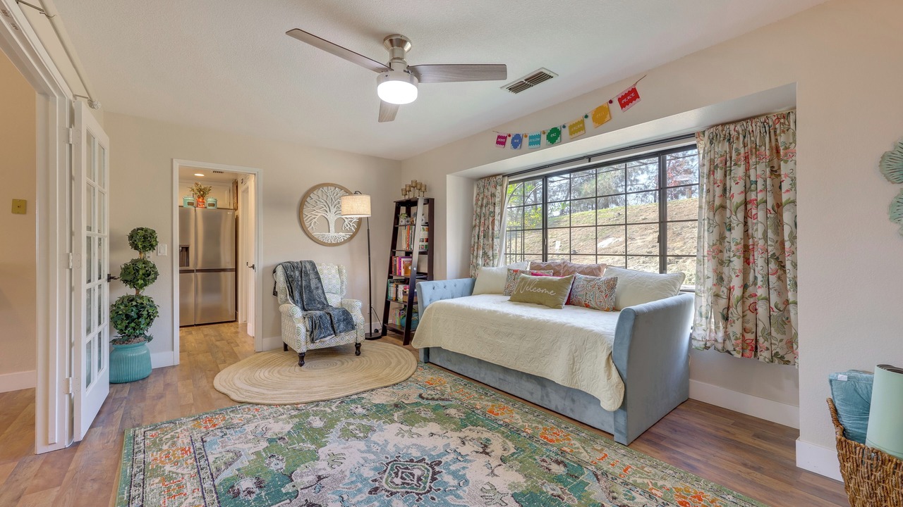 Photo of Bedroom in Yosemite Lakes