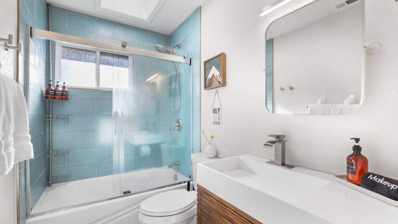 Photo of Bathroom in Tahoe Island